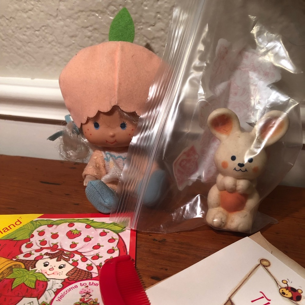 Vintage 1980 Apricot Doll with Hopsalot and Box